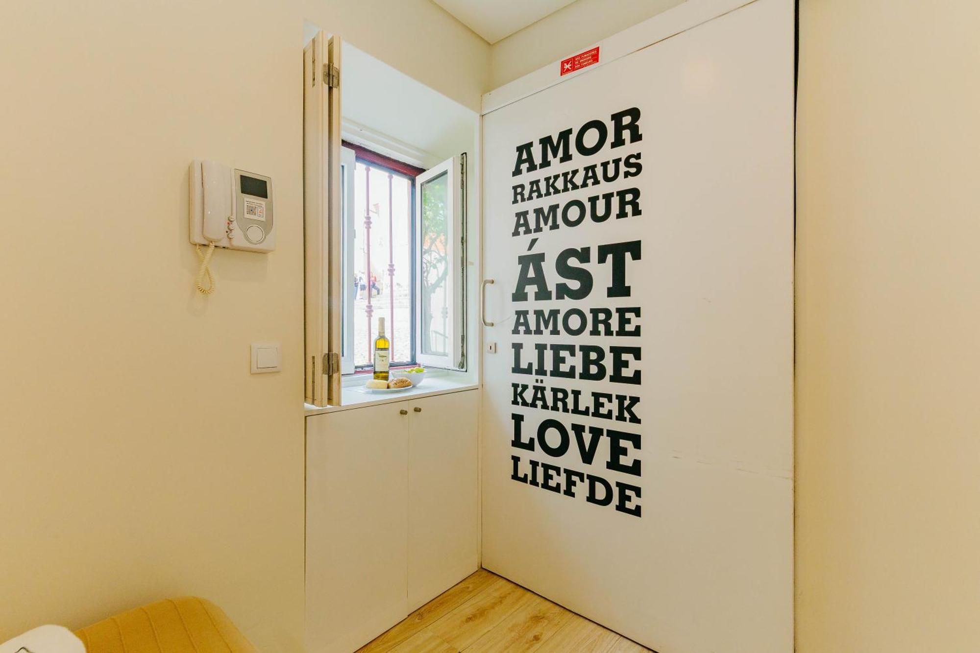 Rent4Rest Lisbon Downtown Tiny Studio Apartments ภายนอก รูปภาพ