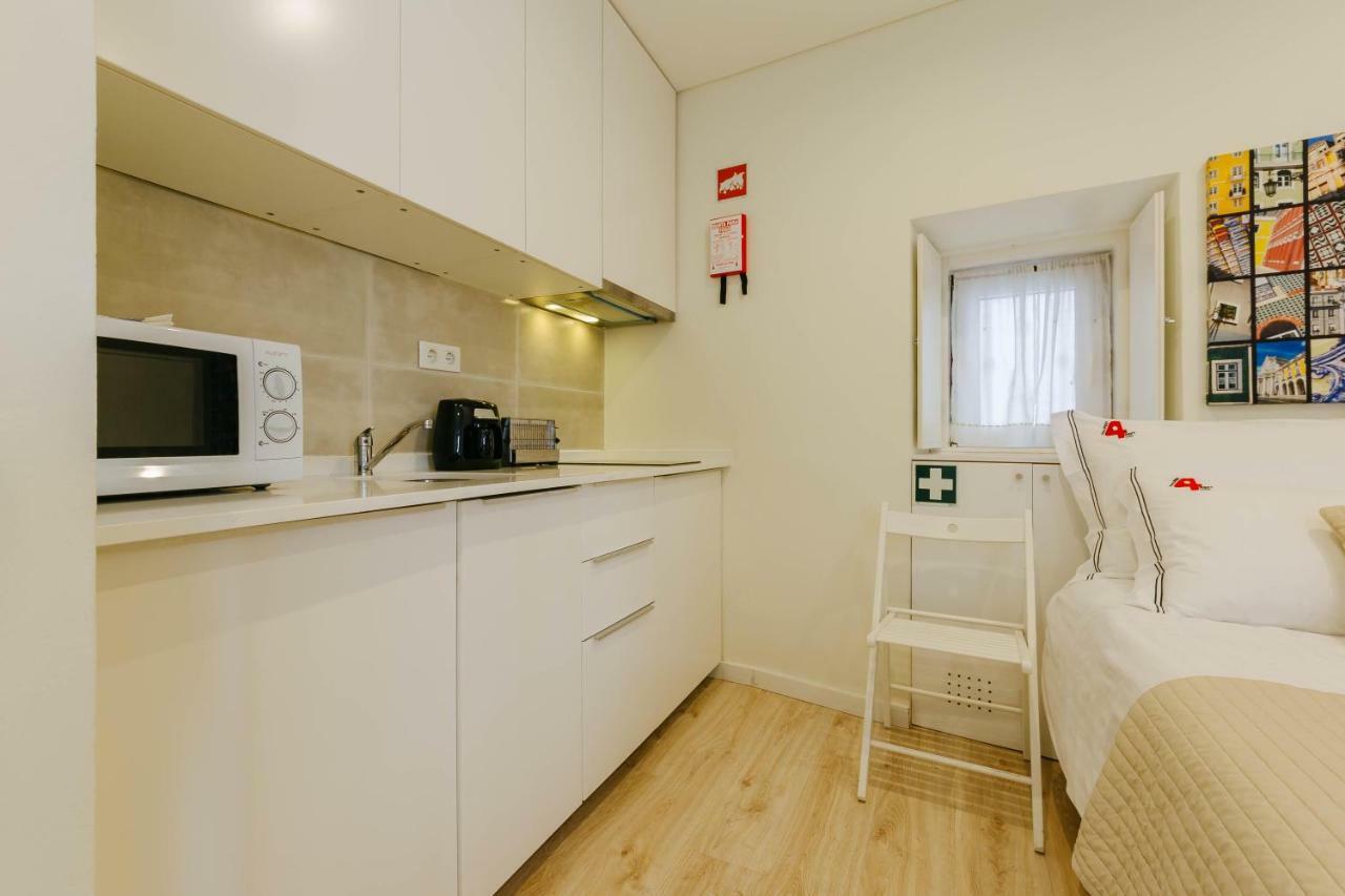 Rent4Rest Lisbon Downtown Tiny Studio Apartments ภายนอก รูปภาพ